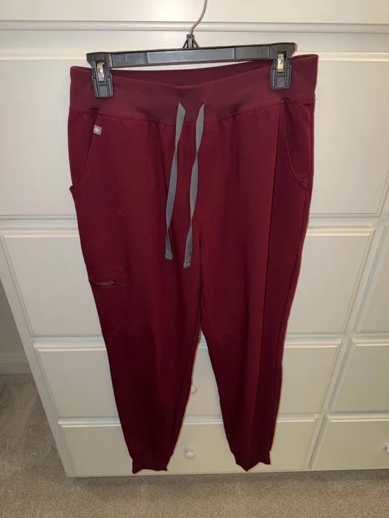 Figs rafaela scrub set - burgundy - Picture 2 of 5